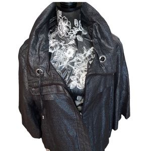Sandro Sportswear  size XL black very dark metallic gray jacket with 3/4 sleeve